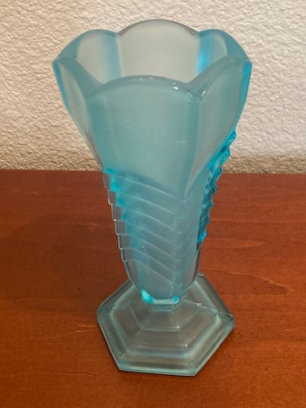 💙 Vintage Blue Art Deco Glass Vase